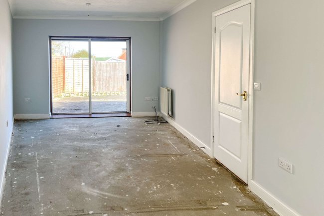 16 Mansfield Drive, Iwade, Kent, ME9 8TW 8