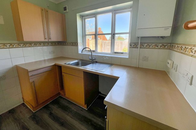 16 Mansfield Drive, Iwade, Kent, ME9 8TW 8