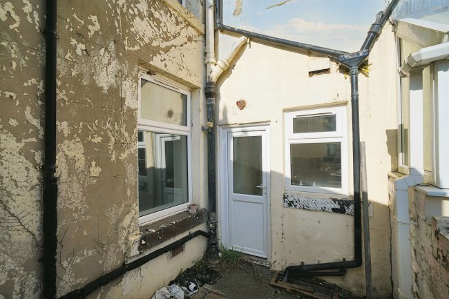 498 Burnley Road, Accrington, Lancashire, BB5 6JU 5