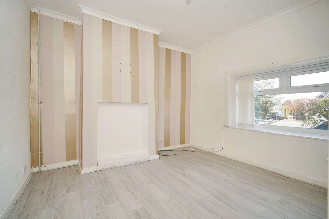 498 Burnley Road, Accrington, Lancashire, BB5 6JU 5