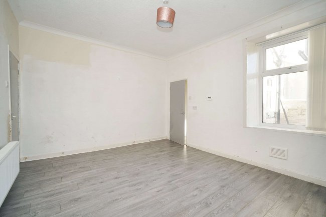 498 Burnley Road, Accrington, Lancashire, BB5 6JU 5