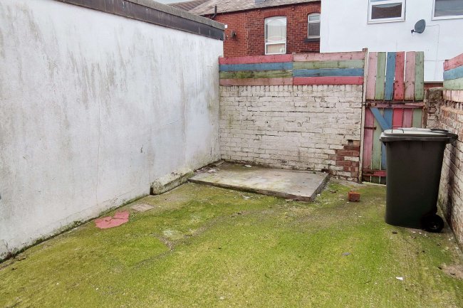 8 St. Annes Road, Chorley, Lancashire, PR6 0PS 8