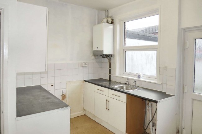 8 St. Annes Road, Chorley, Lancashire, PR6 0PS 8