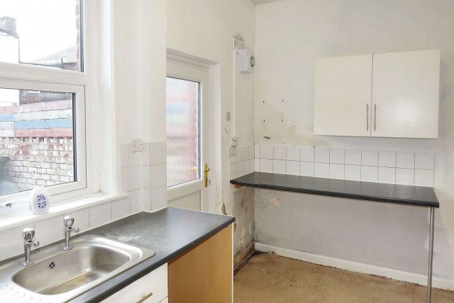 8 St. Annes Road, Chorley, Lancashire, PR6 0PS 8