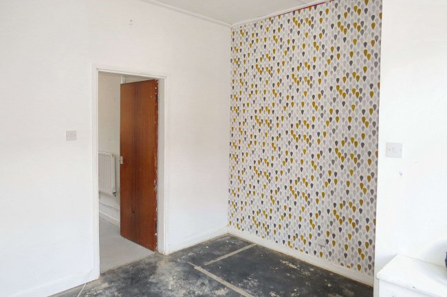 16 Tredgold Street, Horwich, Bolton, BL6 5PT 2