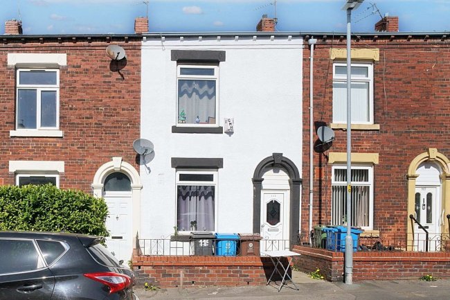113 Redgrave Street, Oldham, OL4 2EA 3