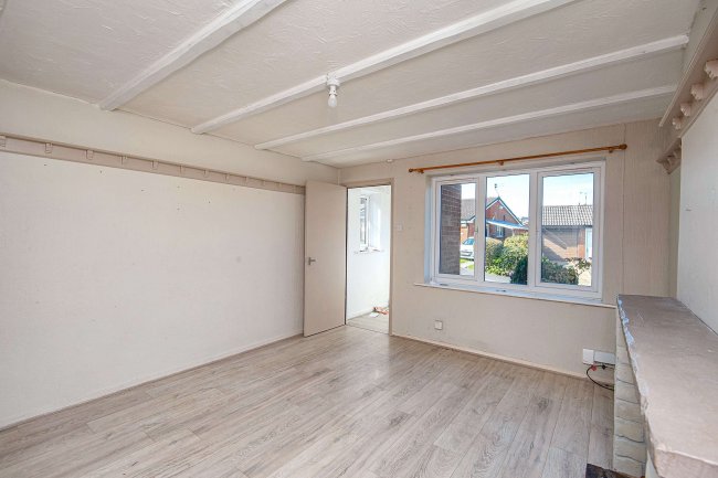 5 Athersley Gardens, Owlthorpe, Sheffield, S20 6RW 7