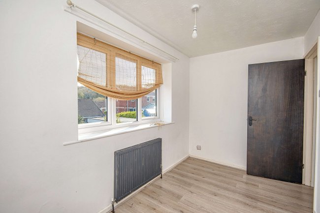 5 Athersley Gardens, Owlthorpe, Sheffield, S20 6RW 7