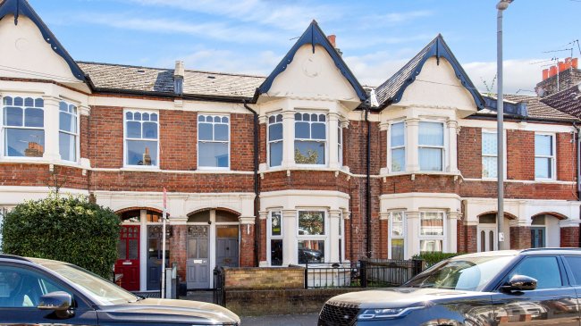 148A and B Ravensbury Road, Earlsfield, London, SW18 4RU 5