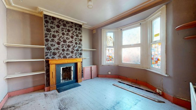 148A and B Ravensbury Road, Earlsfield, London, SW18 4RU 5