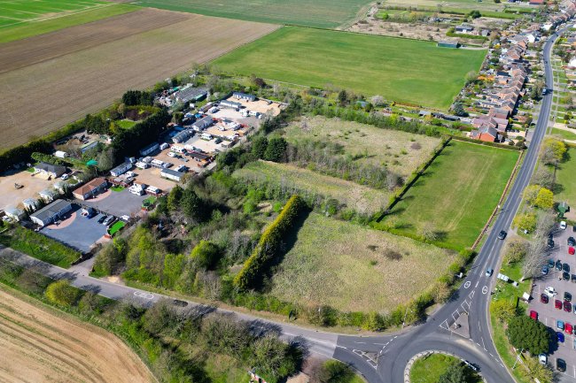 Land at Hitchin Road, Upper Caldecote, Biggleswade, SG18 9BU 5