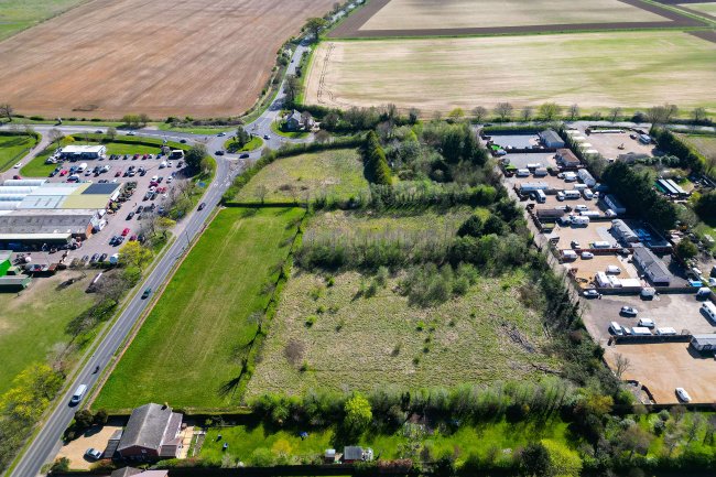 Land at Hitchin Road, Upper Caldecote, Biggleswade, SG18 9BU 5