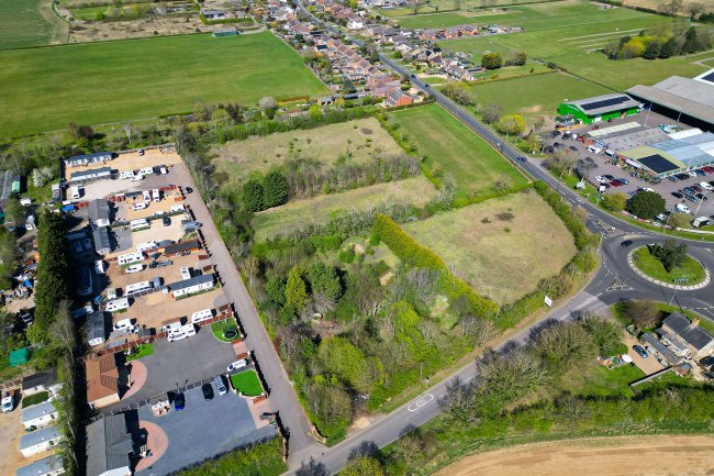 Land at Hitchin Road, Upper Caldecote, Biggleswade, SG18 9BU 5