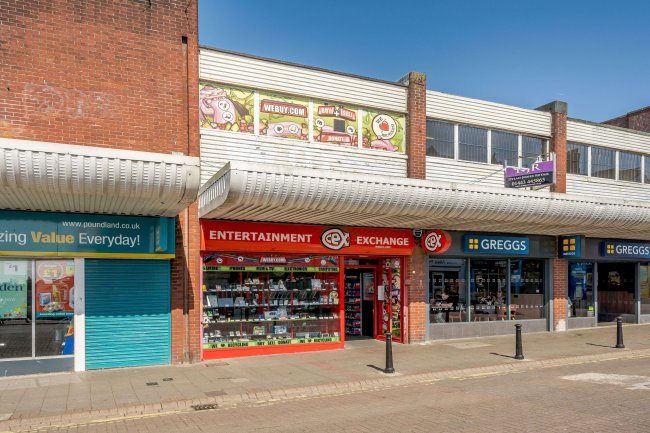 137 Holton Road, Barry, South Glamorgan, CF63 4HP 3