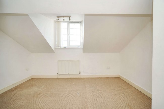 Flat 14 Montpellier Mansions, 22 Montpellier Crescent, Wallasey, CH45 9AB 3