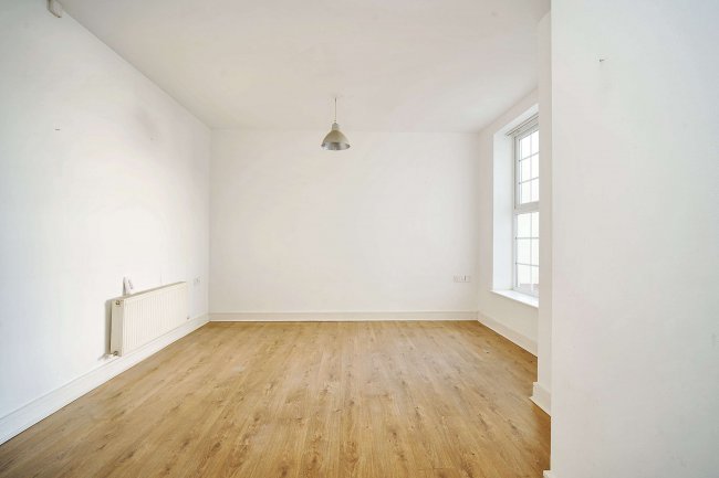 Flat 3 Montpellier Mansions, 22 Montpellier Crescent, Wallasey, CH45 9AB 8