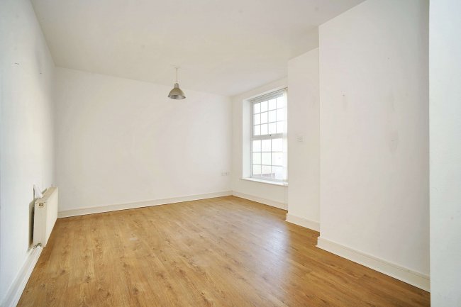 Flat 3 Montpellier Mansions, 22 Montpellier Crescent, Wallasey, CH45 9AB 8