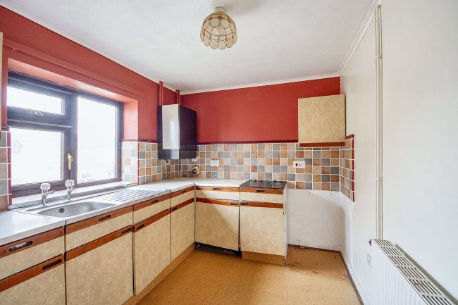 Flat 5, Fenland Court, Station Road, Littleport, Ely, CB6 1QE 8