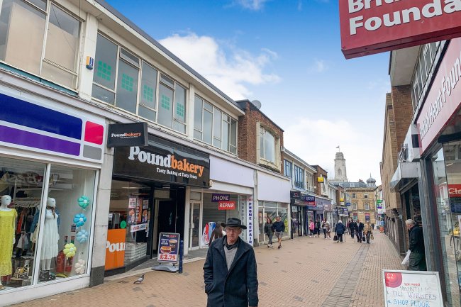 19b Market Street, Barnsley, S70 1SL 3