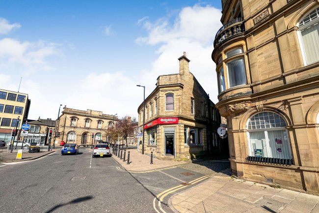 5/7 Bow Street, Keighley, BD21 3PB 1