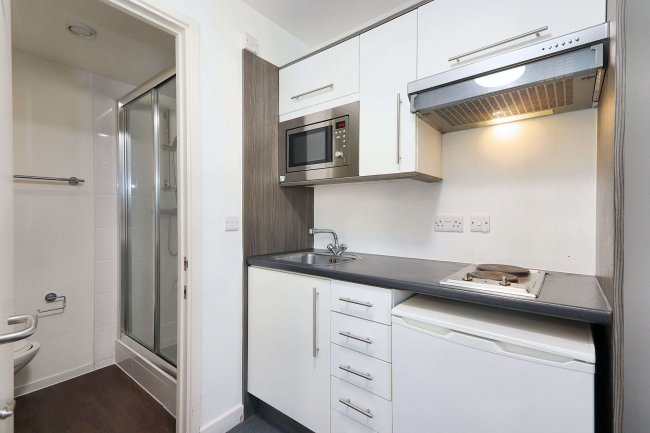Flat 504 Pearl Works, 2 Howard Lane, Sheffield S1 2FT 1