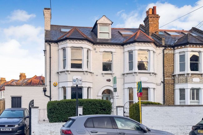 100A, 100B, 100C & 100D Endlesham Road, Balham, London SW12 8JL 6