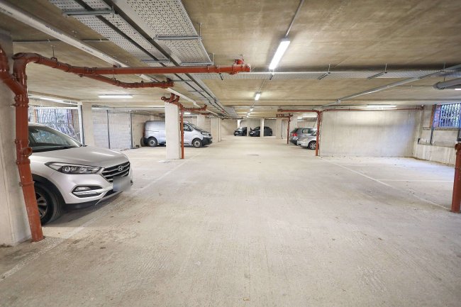 50 Suffield Lodge, Suffield Hill, High Wycombe, Buckinghamshire, HP11 2FR 4