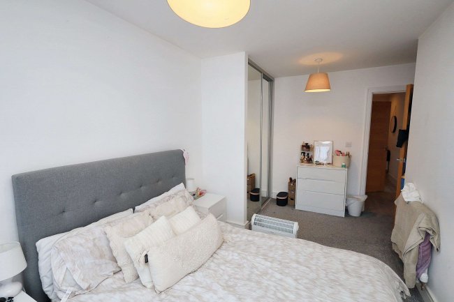 50 Suffield Lodge, Suffield Hill, High Wycombe, Buckinghamshire, HP11 2FR 4