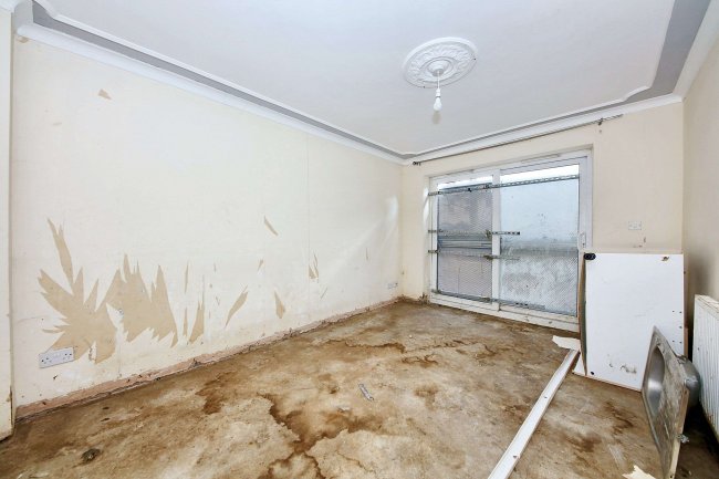 43 Bunkers Hill Lane, Bilston, WV14 6JP 7