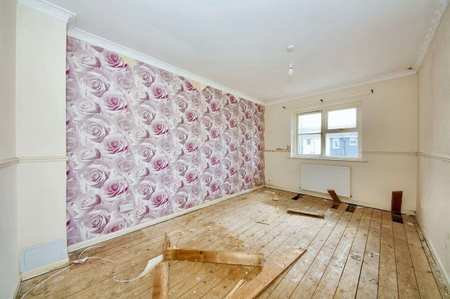 43 Bunkers Hill Lane, Bilston, WV14 6JP 7