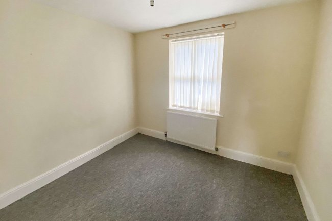 1 Glenmore Road, Salisbury, SP1 3HF 3