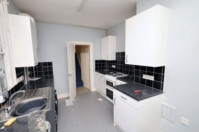 11 Genesta Road, Plumstead, London, SE18 3ER 6