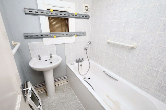 11 Genesta Road, Plumstead, London, SE18 3ER 6