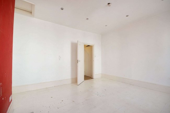 22 Ceylon Road, London W14 0PY 3