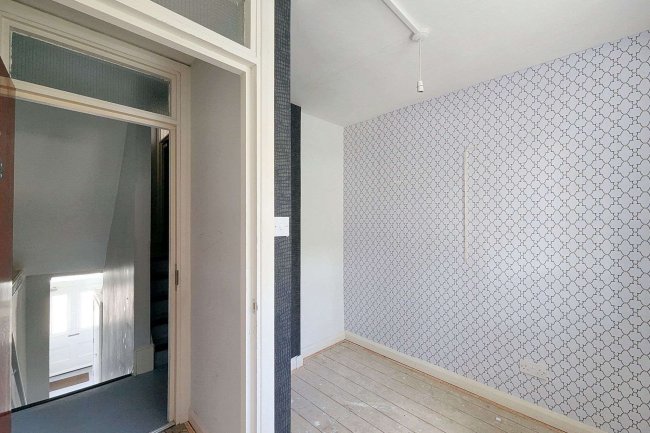 Flat B, 31 Warbeck Road, London W12 8NS 10