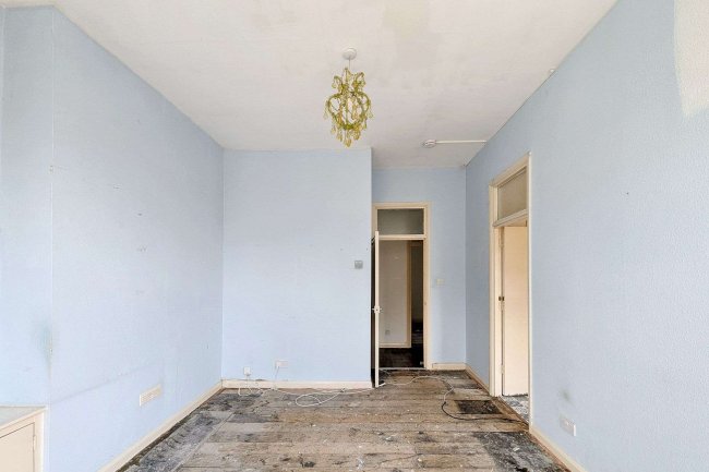 Flat B, 31 Warbeck Road, London W12 8NS 10