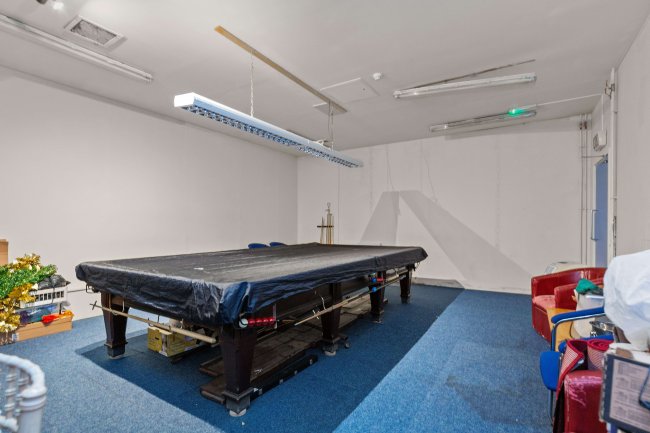 Hounslow Conservative Club, Gresham Road, Hounslow, TW3 4BX 15