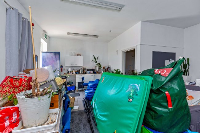 Hounslow Conservative Club, Gresham Road, Hounslow, TW3 4BX 15