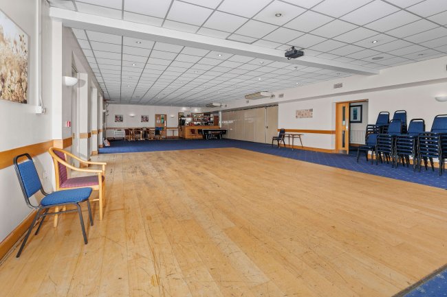 Hounslow Conservative Club, Gresham Road, Hounslow, TW3 4BX 15