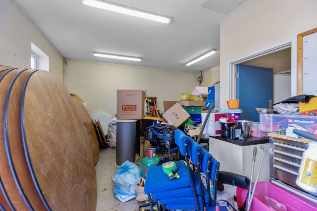 Hounslow Conservative Club, Gresham Road, Hounslow, TW3 4BX 15