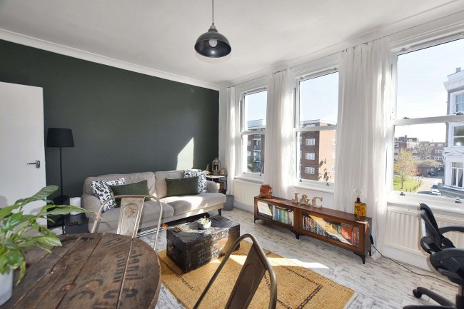 Flat 2, 278 Camberwell Road, London SE5 0DL 2