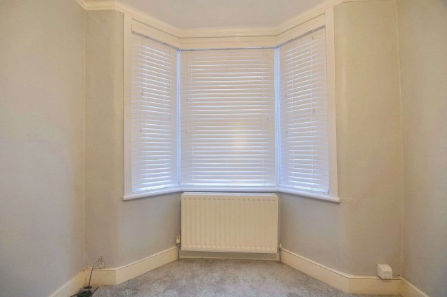 6 Mafeking Road, Canning Town, London, E16 4NS 1
