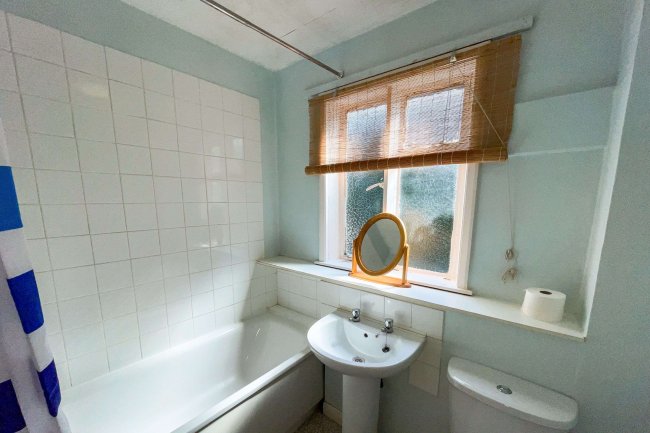 6 Kempson Crescent, Oxford, Oxfordshire, OX4 4QE 6