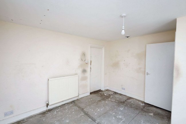 19A Tadmor Street, Shepherd's Bush, London W12 8AH 6