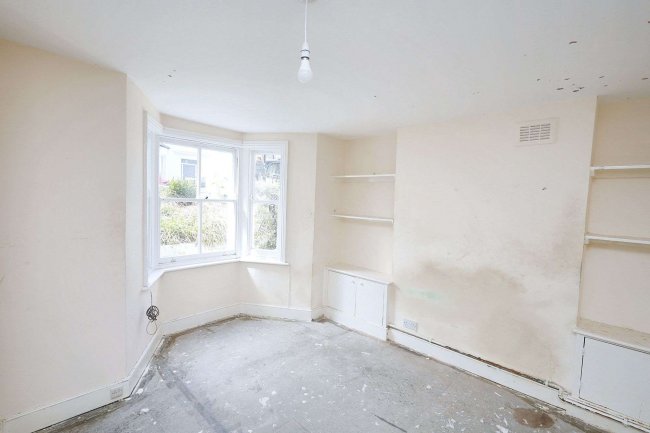 19A Tadmor Street, Shepherd's Bush, London W12 8AH 6