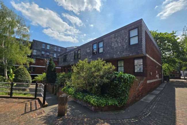 Flat 8 Exbury House, 16 Rampayne Street, Pimlico, London, SW1V 2QR 9