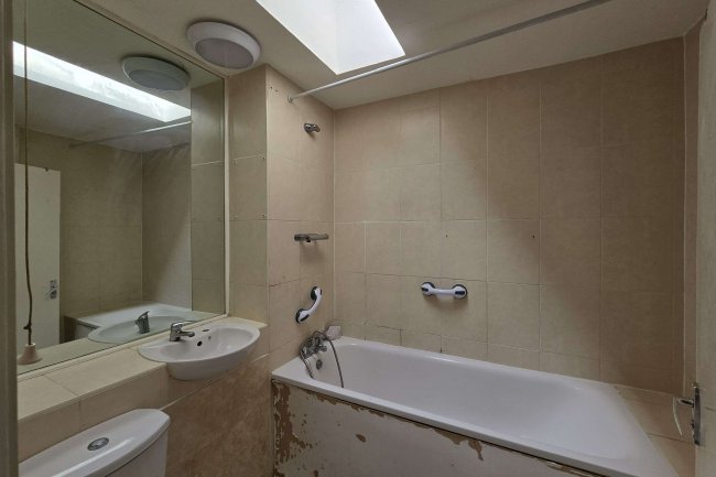 Flat 8 Exbury House, 16 Rampayne Street, Pimlico, London, SW1V 2QR 9
