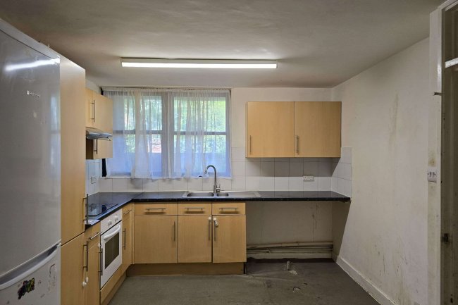 Flat 8 Exbury House, 16 Rampayne Street, Pimlico, London, SW1V 2QR 9