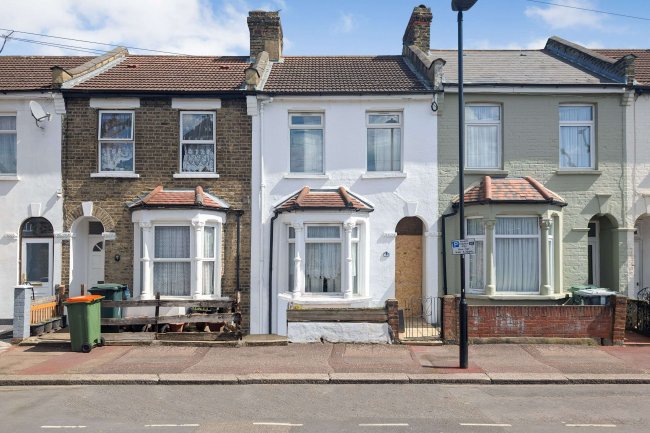 5 Temple Road, East Ham, London, E6 1LU 1