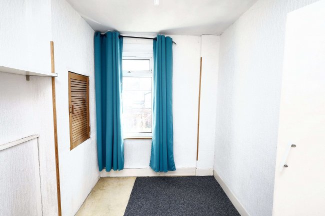 5 Temple Road, East Ham, London, E6 1LU 1